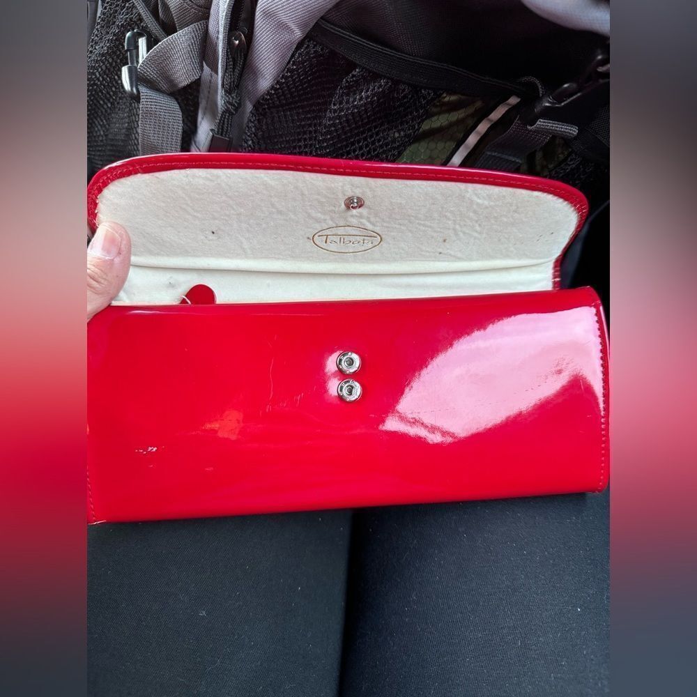 Talbots jewelry holder red outside and white velvet inside with red holders